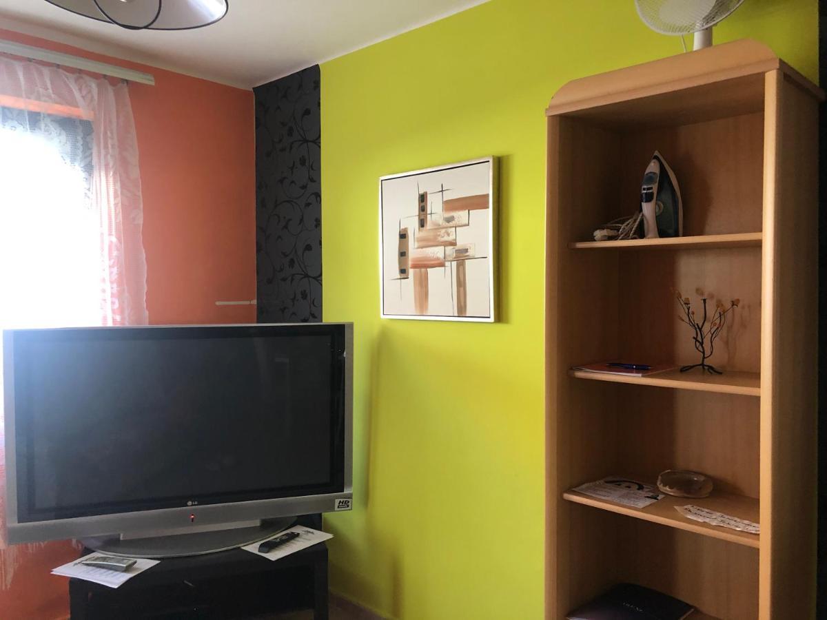 Jesolo Apartmanhaz Balatonkeresztúr Eksteriør bilde